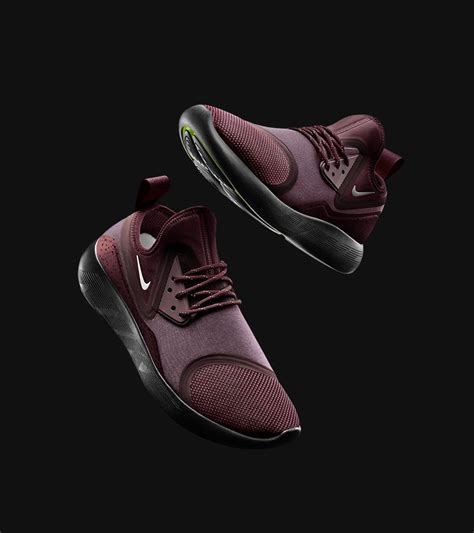 Women's Nike LunarCharge Essential 'Night Maroon'